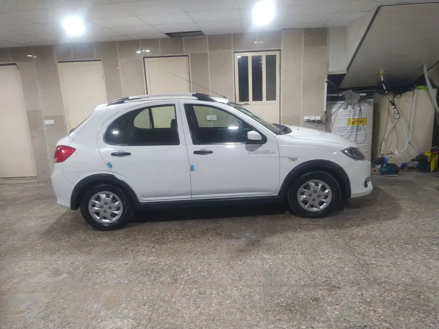 کوئیک مدل ۹۸|خودرو سواری و وانت|بوشهر, |دیوار