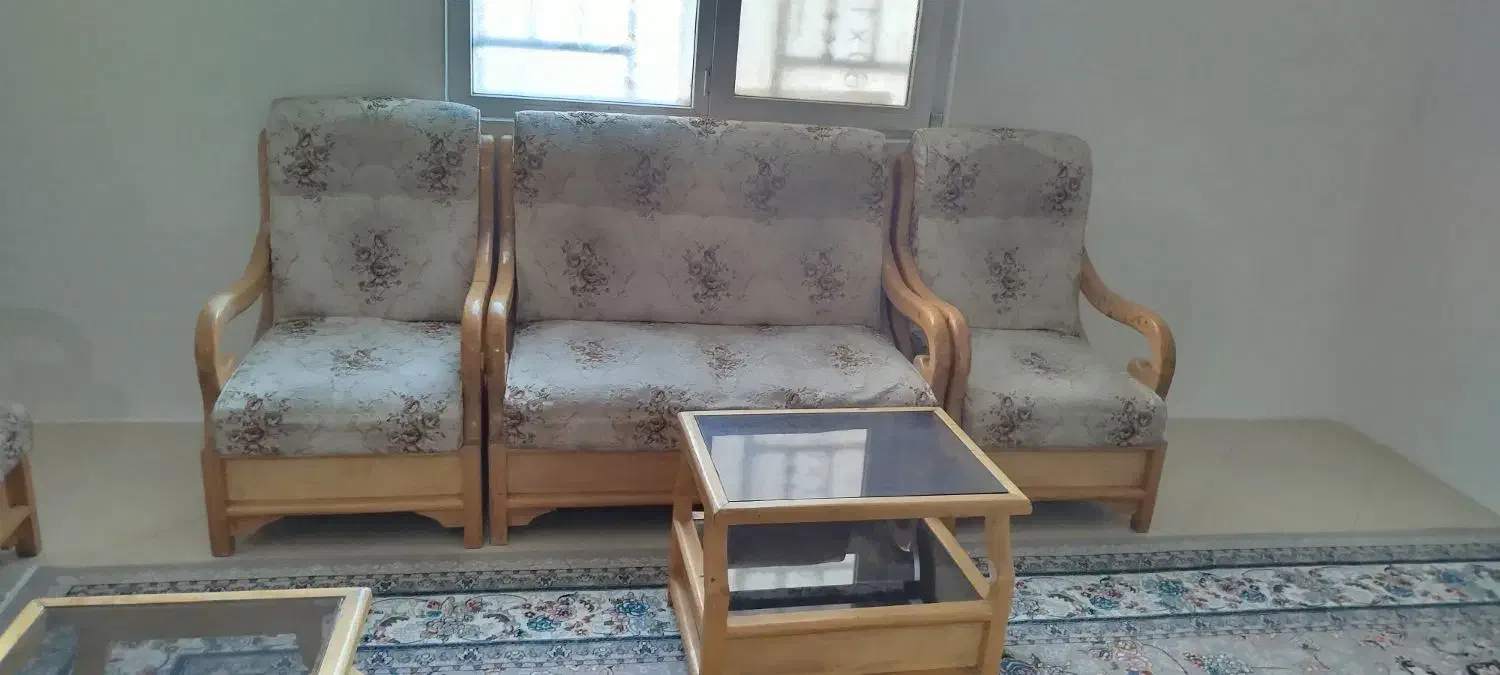 مبل ۸نفره سالم کیفیت خوب|مبلمان خانگی و میز عسلی|گلبهار, شهر جدید گلبهار|دیوار