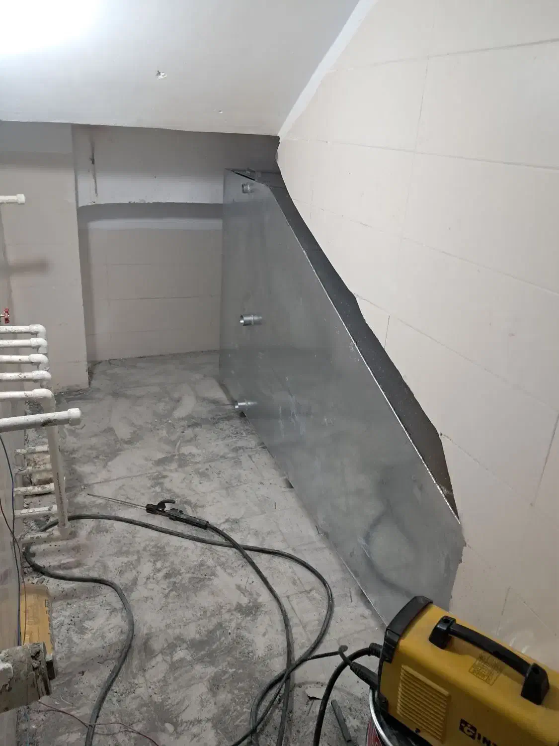 تانکرسازی  هرمزی|مصالح و تجهیزات ساختمان|کرج, کوی کارمندان شمالی|دیوار