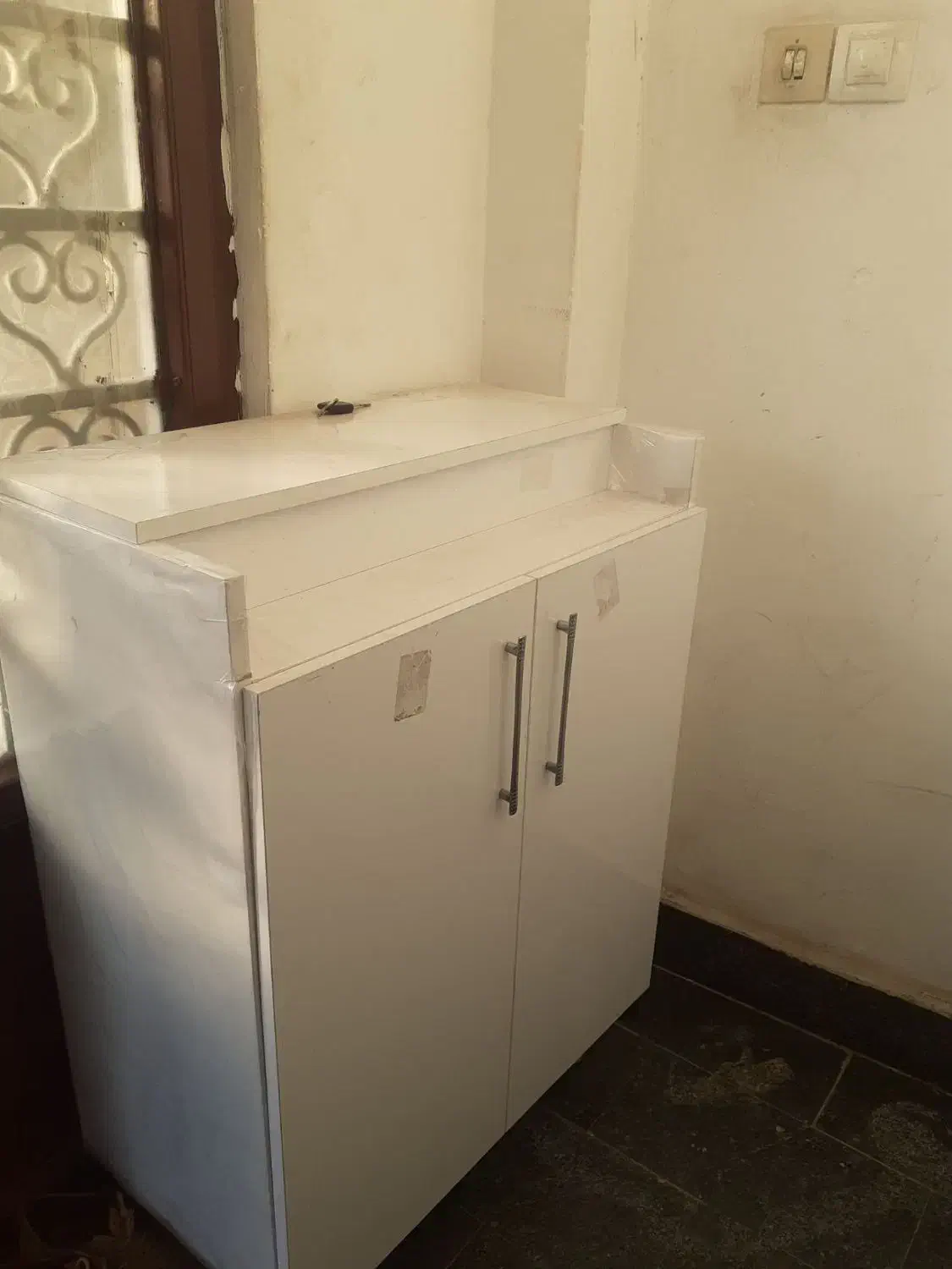 فروش فوری فوری جا کفشی دو در تخفیف دار|جاکفشی، کمد، دراور|تبریز, |دیوار