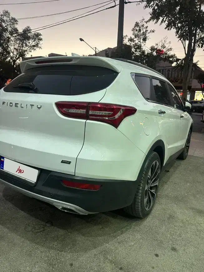 فیدلیتی ۷ نفره ۱۰ پر بدون رنگ|خودرو سواری و وانت|اراک, |دیوار