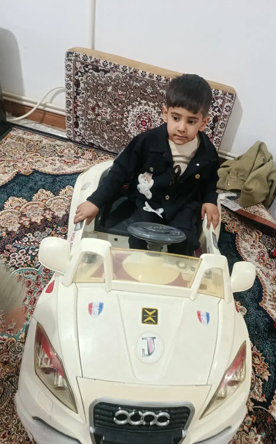 ماشین شارژی موزیکال|اسباب‌‌بازی|آبیک, |دیوار