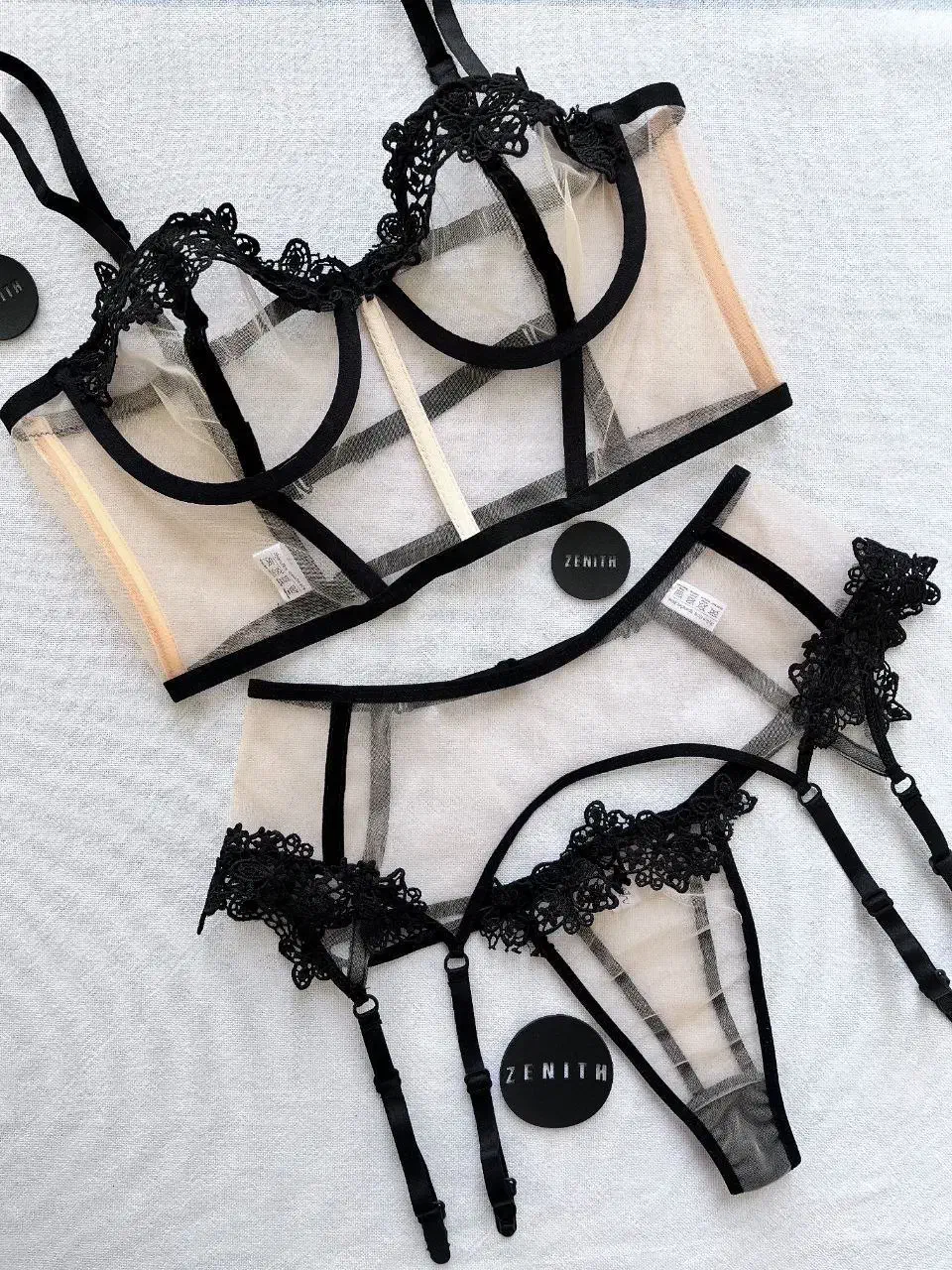 بادی  کاستوم فانتزی|لباس|تبریز, |دیوار