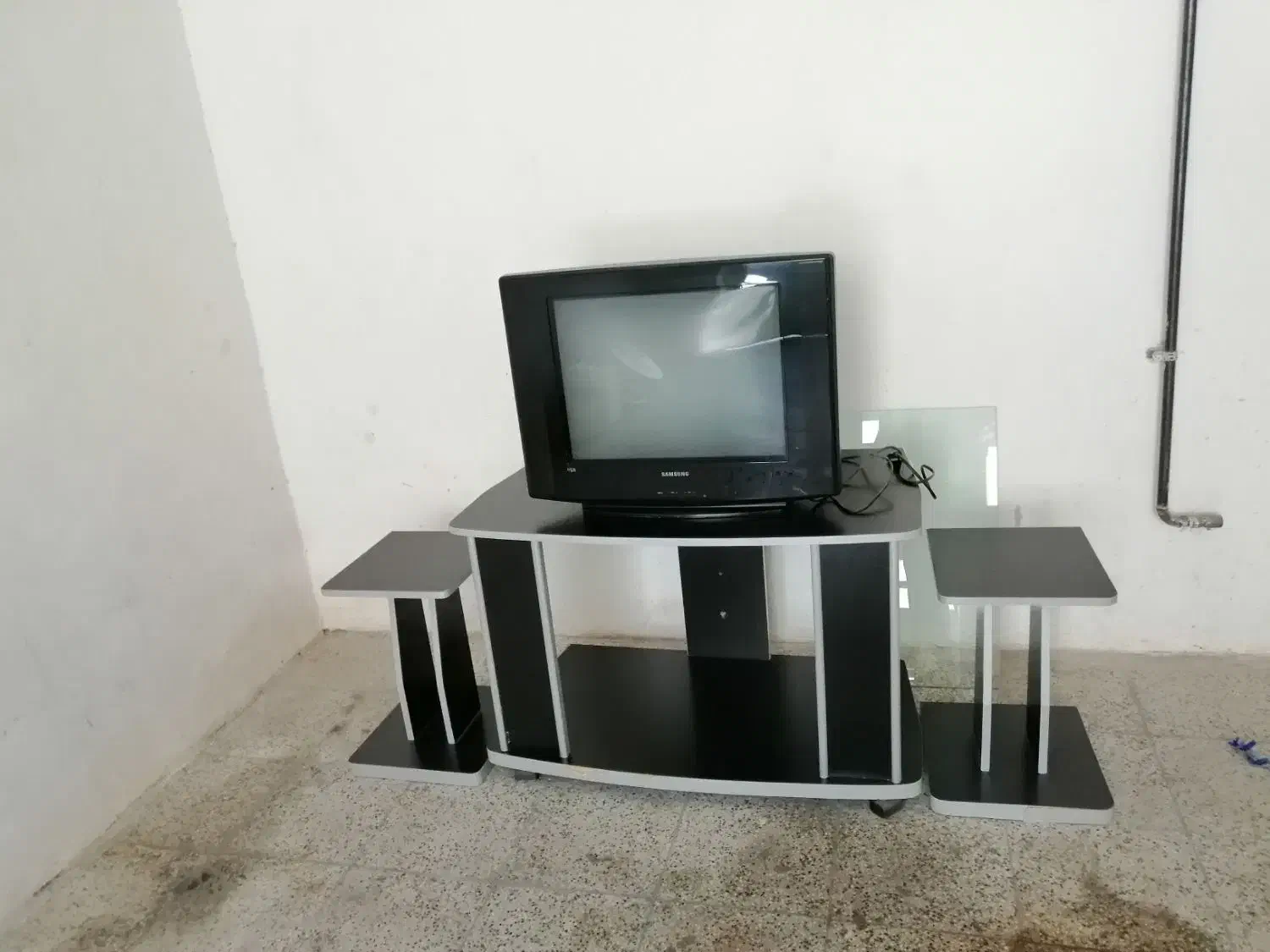 تلویزیون|تلویزیون و پروژکتور|نیشابور, شهرک بسیج|دیوار