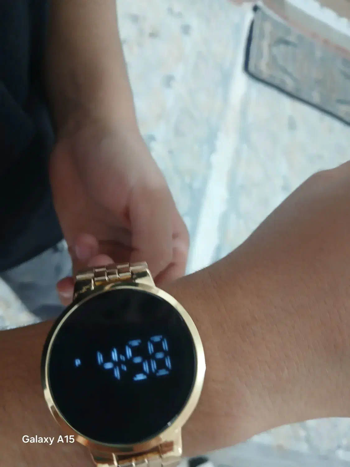 ساعت مچی|ساعت|دیواندره, |دیوار