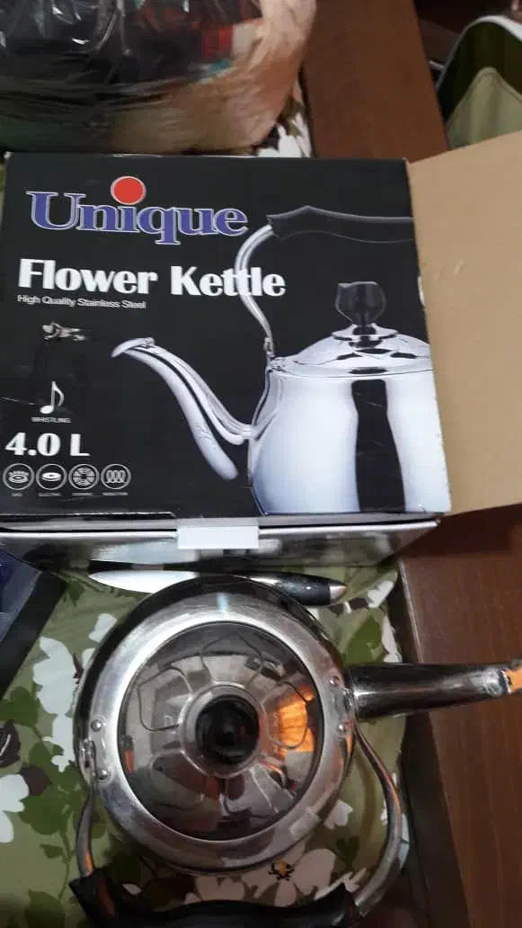 کتری ۴ لیتری در حد نو|قوری، کتری، قهوهساز دستی|فردیس, قریشی|دیوار