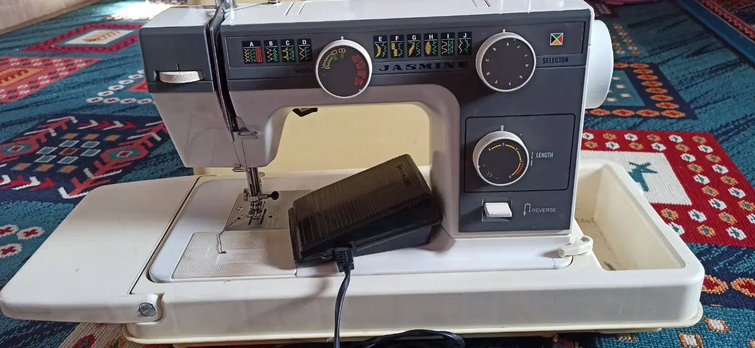 چرخ کاچیران یاسمین .در حد نو|چرخ خیاطی و ریسندگی|بابل, |دیوار