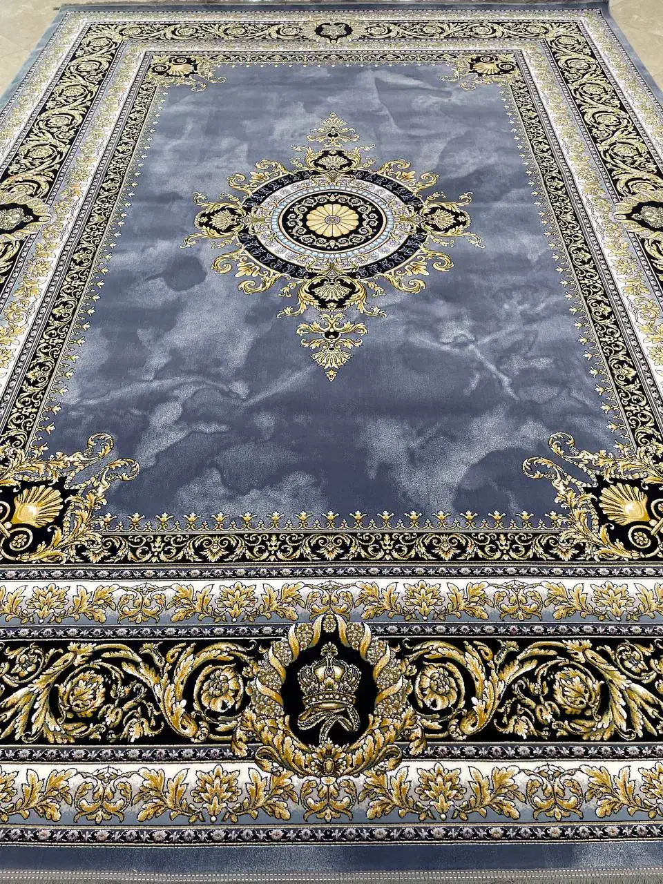 تخفیفات فرش یلدایی درگالری اکبری روبرو دفترآل طیب|فرش|شوشتر, |دیوار