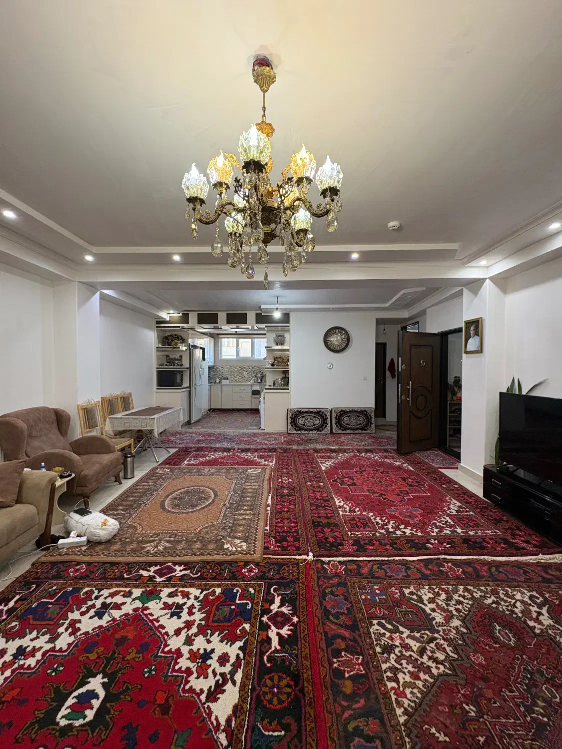 فروش ساختمان ۳ طبقه در سهند فاز ۲علوی|فروش خانه و ویلا|سهند, |دیوار