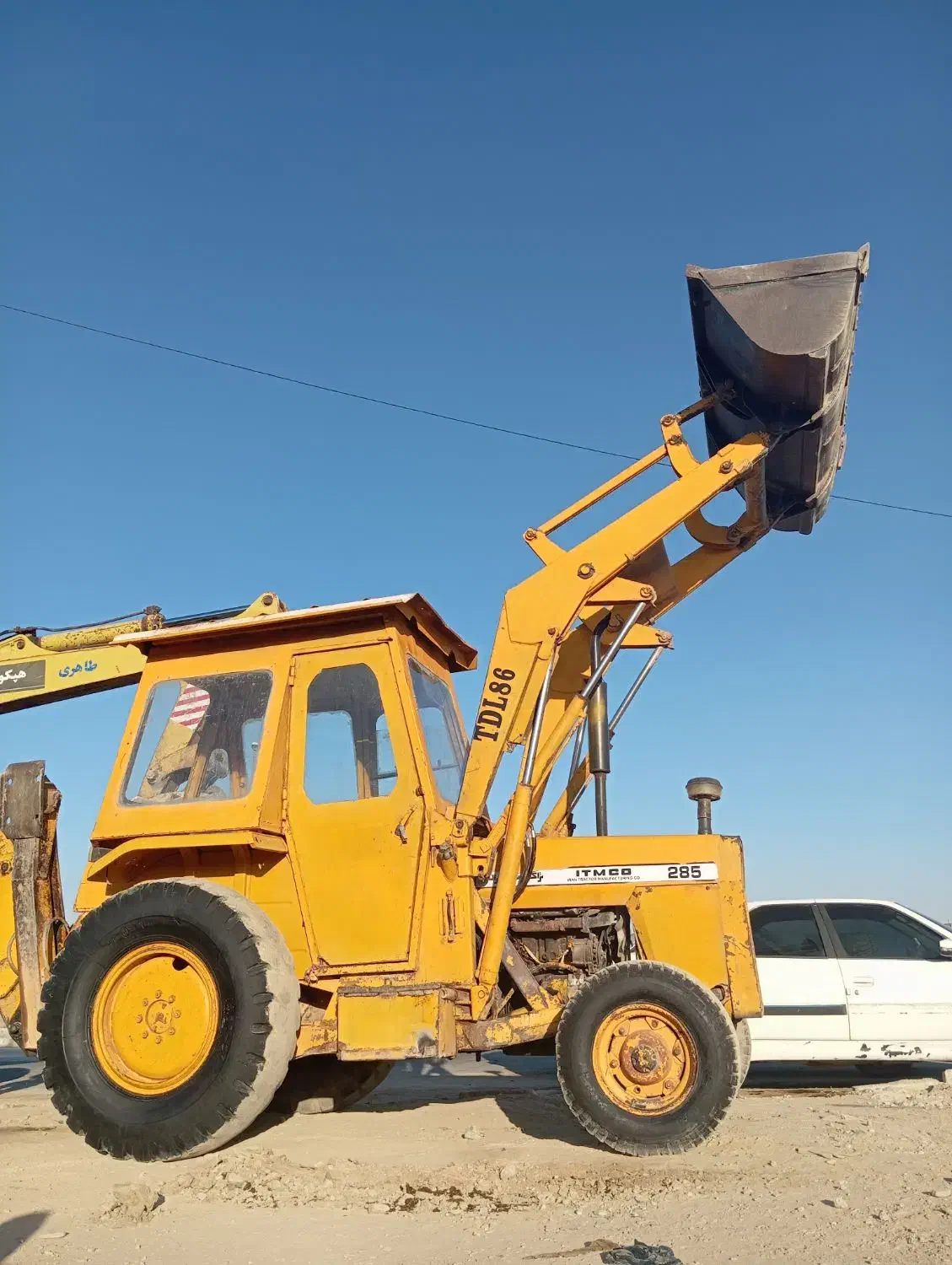 بیل بکهو تراکتور|خودرو سنگین|چناران, |دیوار