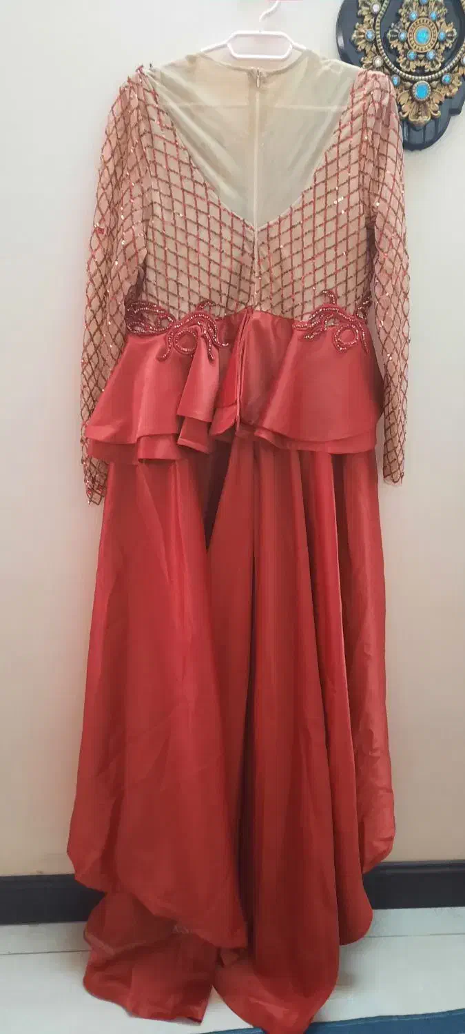 لباس مجلسی شیک و نو|لباس|باغ بهادران, |دیوار