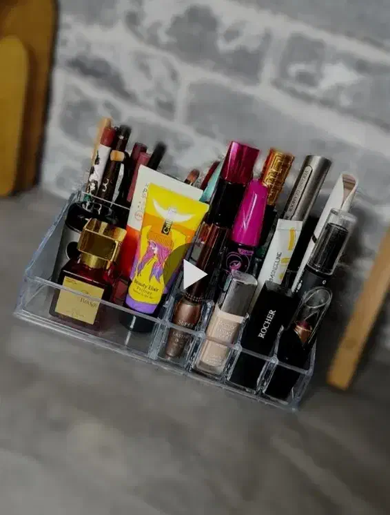 استند در حد نو و ریسه مو|آرایشگاه و سالنهای زیبایی|تاکستان, |دیوار