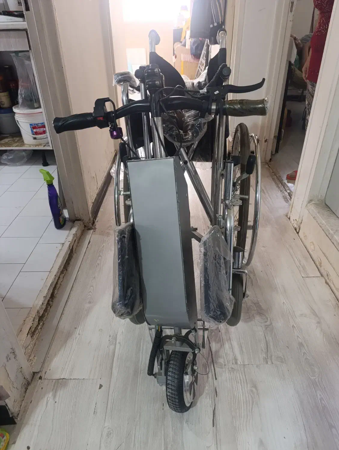 ویلچر  کشنده|آرایشی، بهداشتی، درمانی|اسلام‌شهر, شهرک واوان|دیوار