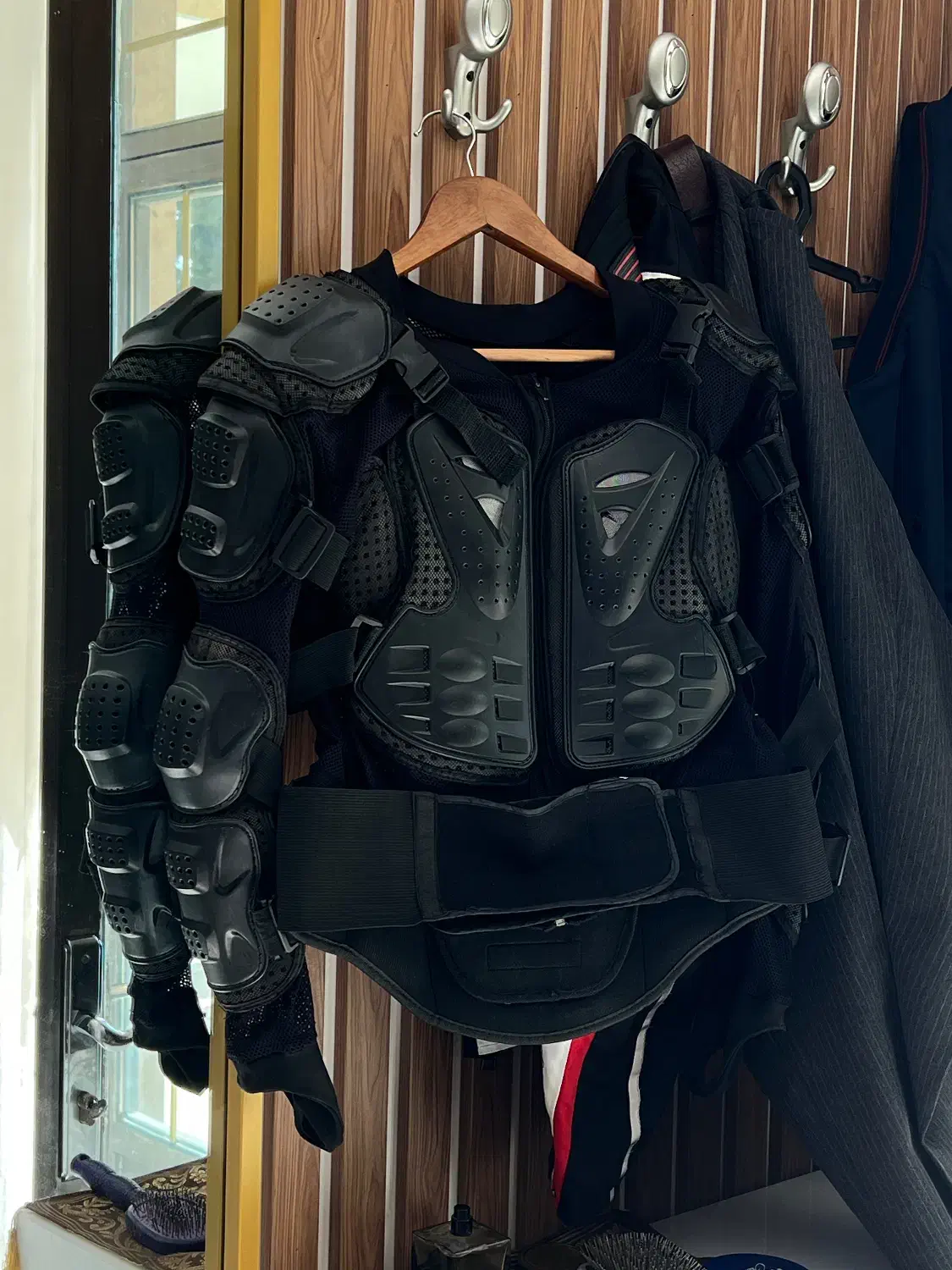 ست موتورسواری لباس موتورسواری شولدر دستکش زانو بند|لباس|شیراز, ابیوردی|دیوار