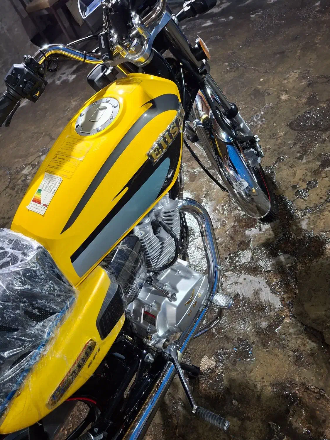 احسان ۲۰۰ صفر کیلومتر ۴۰۳نقدشرایط|موتورسیکلت|بیرجند, |دیوار