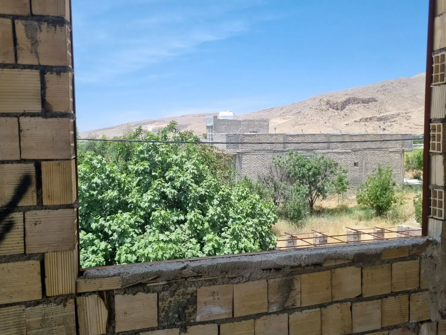 منزلی ویلایی بزرگ باصفا|اجارهٔ خانه و ویلا|شیراز, کفترک|دیوار
