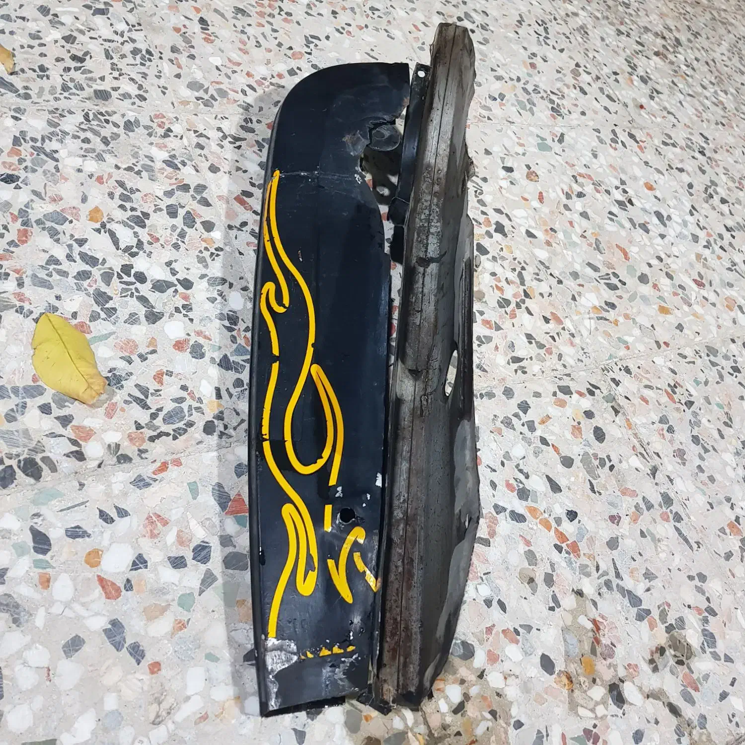 شیل یاجلوپنجره پارس باربندکفپوش مثلث خطر قاب زنجیر|قطعات یدکی و لوازم جانبی|ایذه, |دیوار