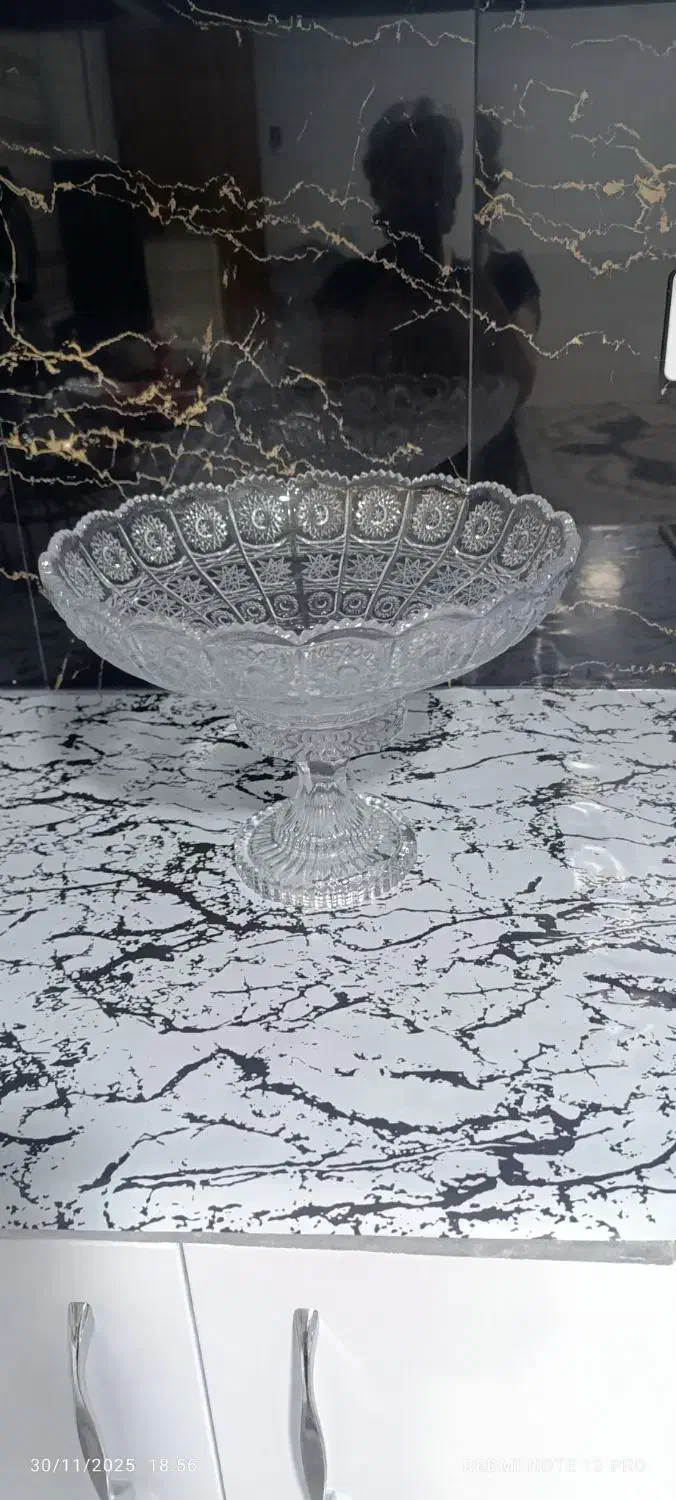 میوه خوری بلور بزرگ 450/000|ظروف سرو و پذیرایی|نجف‌آباد, امیرآباد|دیوار