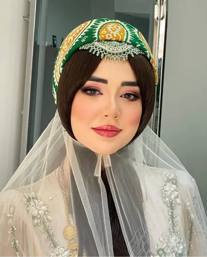 تخفیف ویژه میکاپ زلف شنیون در شیراز|خدمات آرایشگری و زیبایی|شیراز, میانرود|دیوار