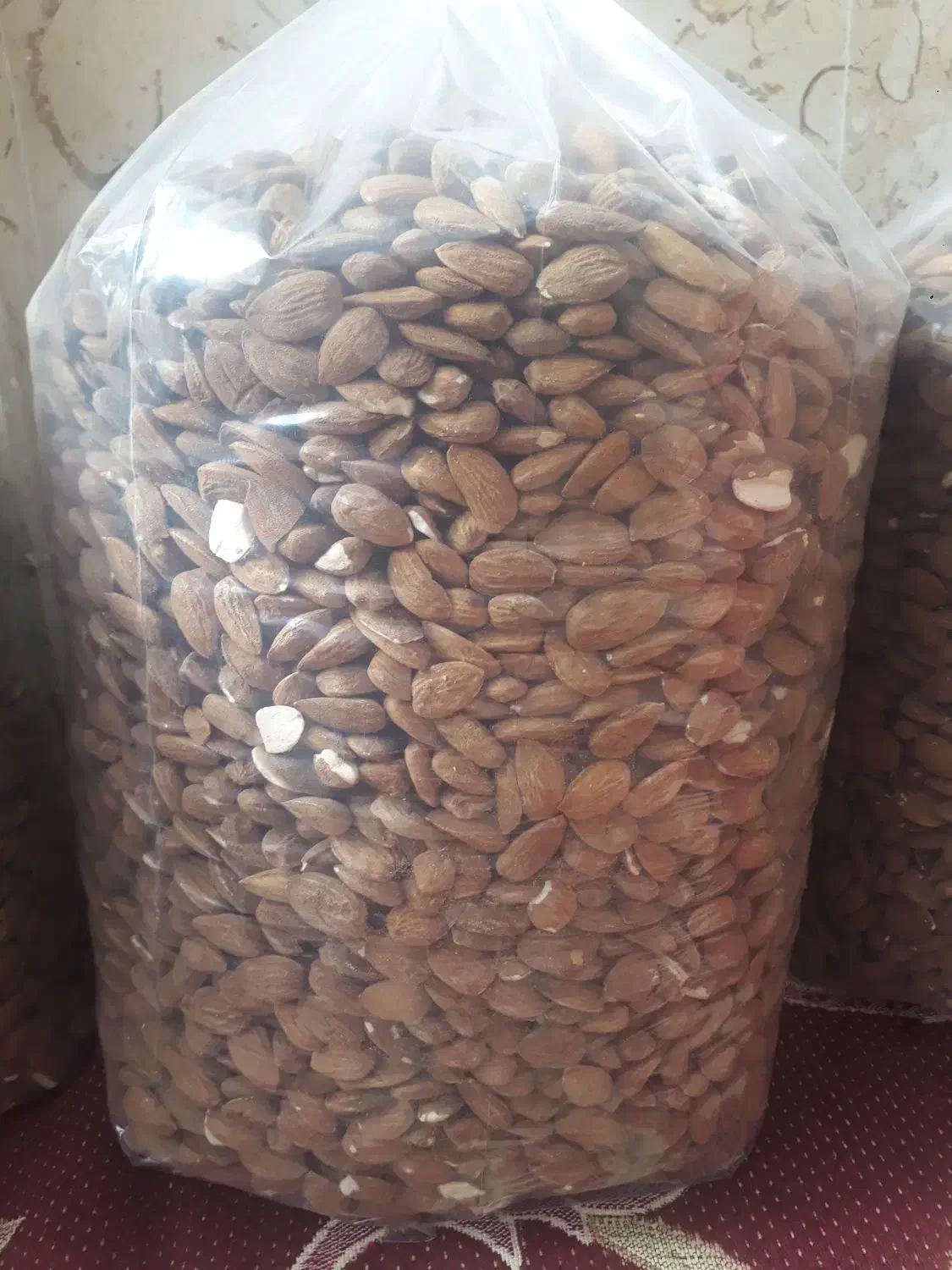 مغز بادام|خوردنی و آشامیدنی|یامچی, |دیوار