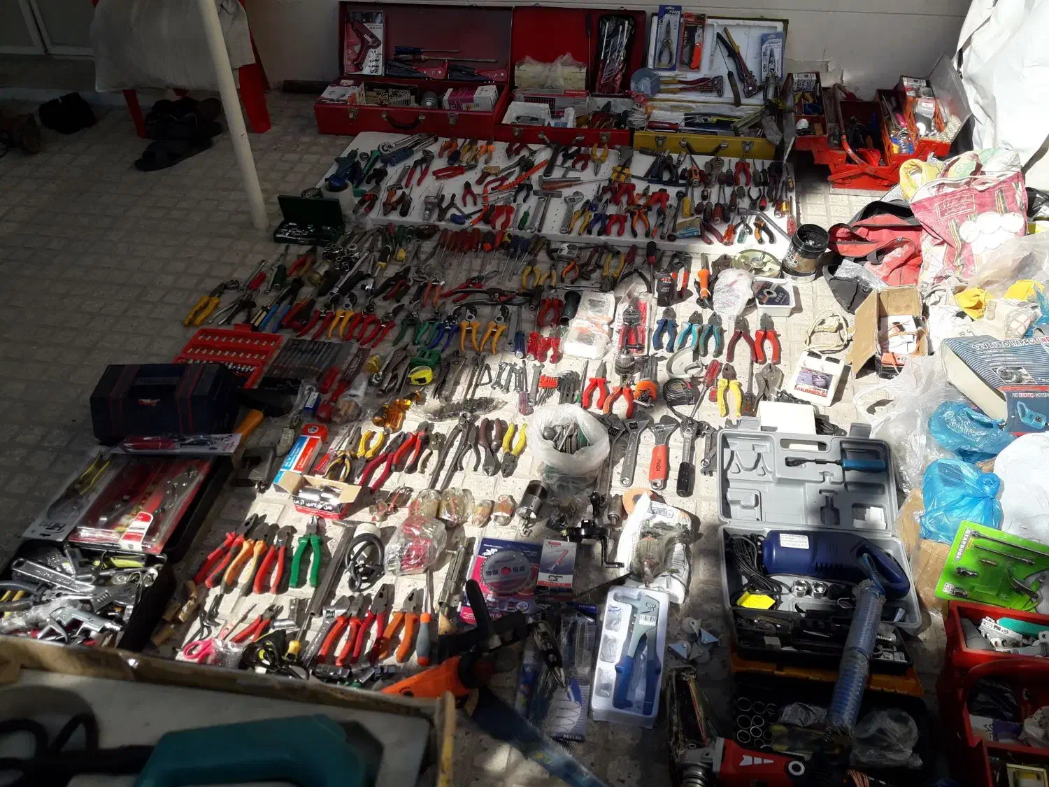 ابزارآلات برقی دستی شارژی|ابزارآلات|قزوین, |دیوار