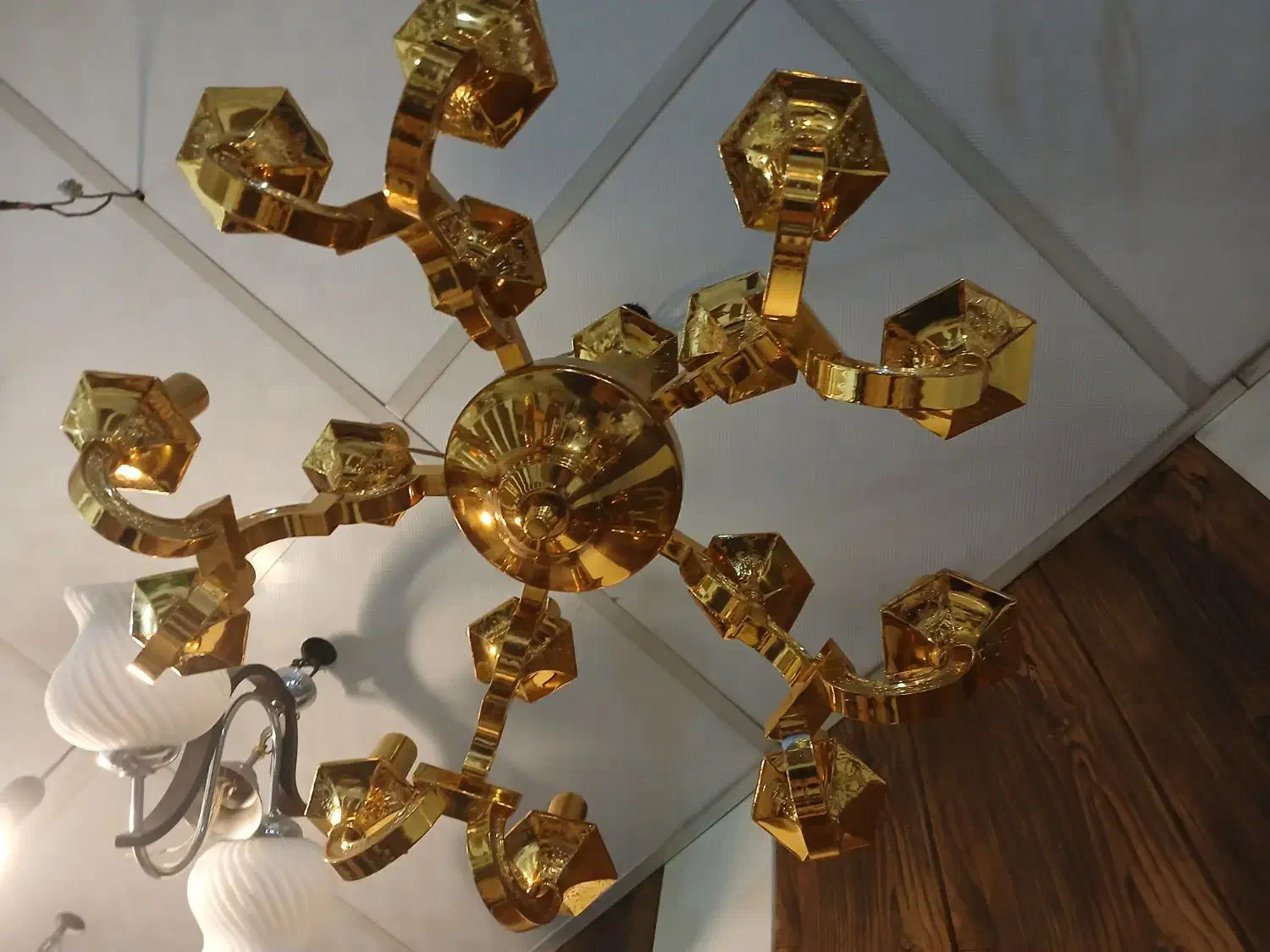 لوستر|لوستر و چراغ آویز|کرج, برغان|دیوار