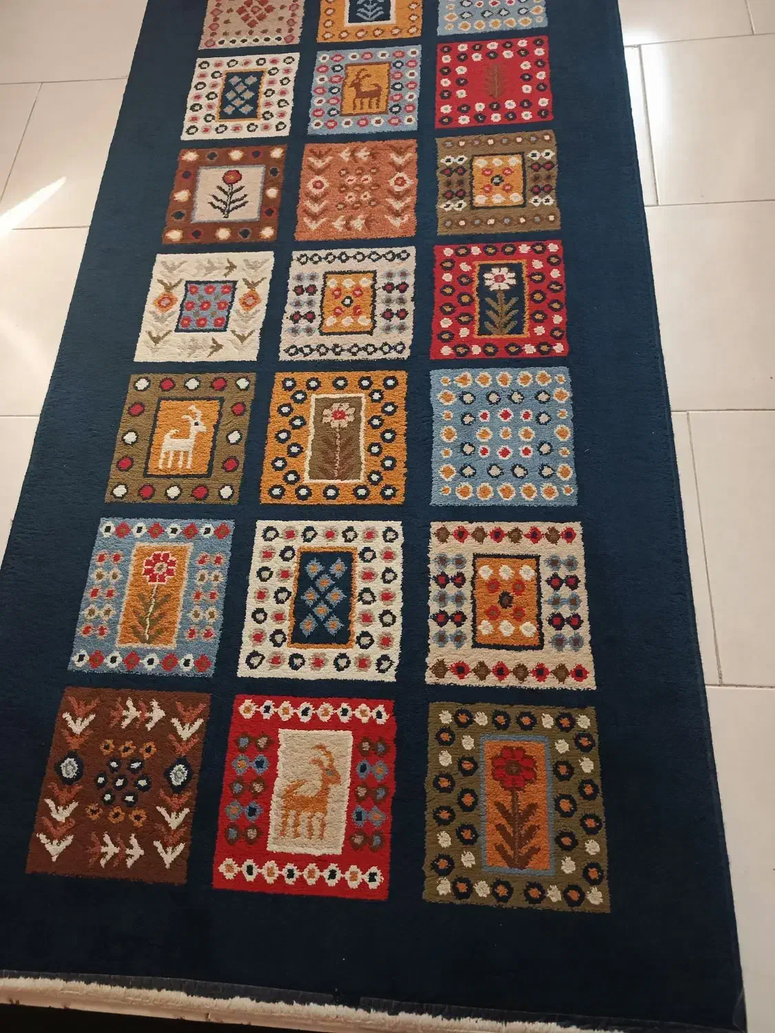 گلیم فرش در حد نو سالم و تمیز ۳ متری|فرش|پرند, فاز ۴|دیوار