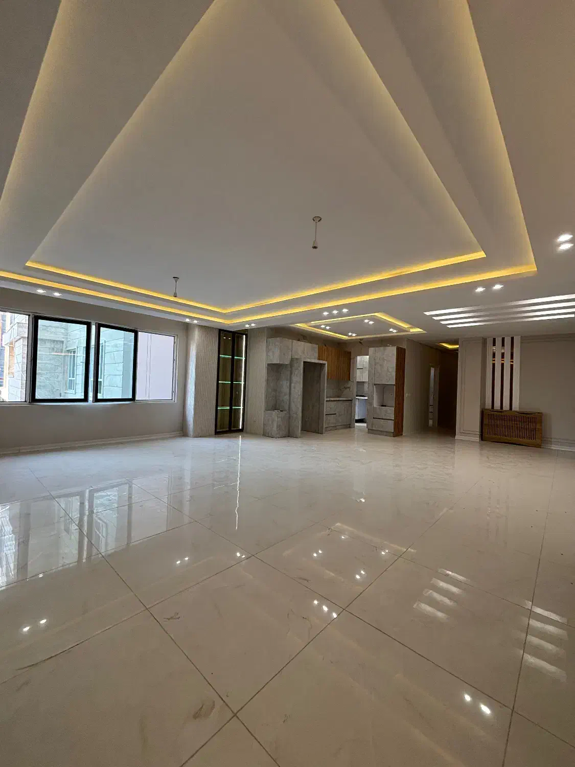 فروش آپارتمان لوکس و نوساز در بر اصلی سرابی|فروش آپارتمان|گنبد کاووس, |دیوار