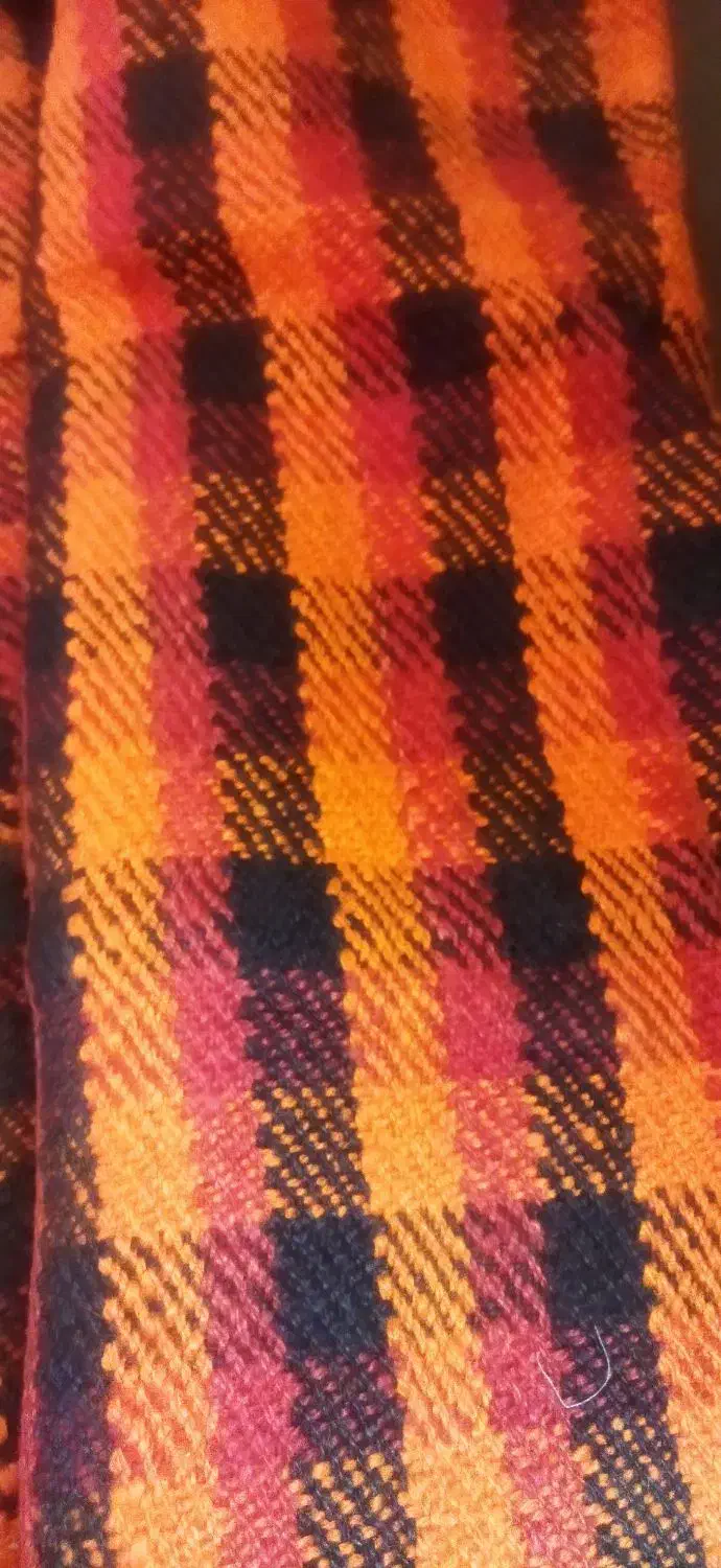 جاجیم روی کرسی|گلیم، جاجیم، گبه|قزوین, |دیوار