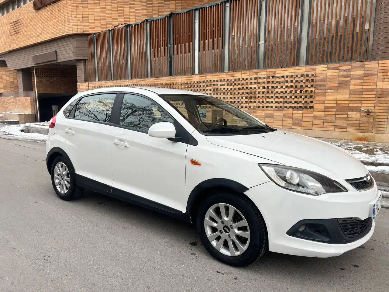 ام وی ام ۳۱۵ اسپرت لاکچری مدل ۹۶ کارکرد ۱۵۶ هزارتا|خودرو سواری و وانت|اصفهان, خانه اصفهان|دیوار