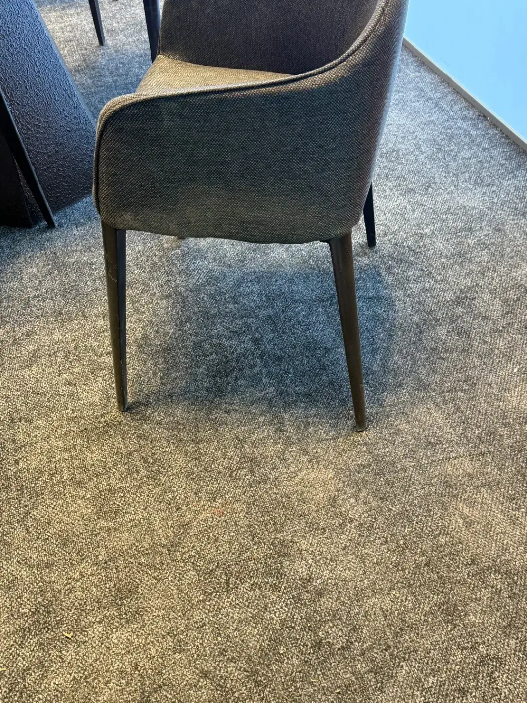 اقتصادی ترین موکت اداری|موکت|تهران, حکیمیه|دیوار