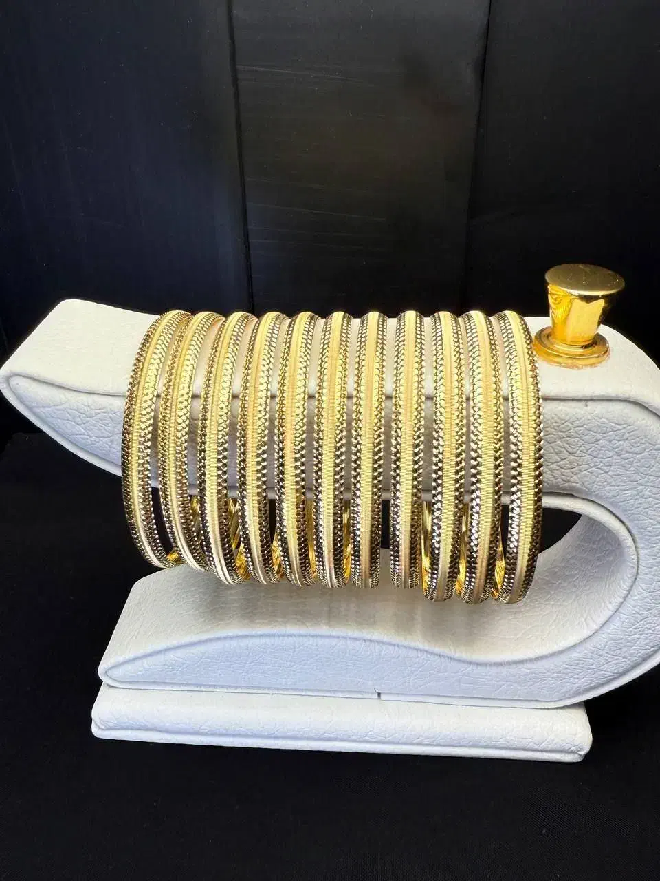 النگو مستعمل فردوسی جنوبی مغازه سوم ایران زمین|جواهرات|نیشابور, فردوسی جنوبی|دیوار