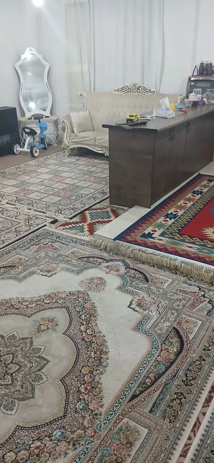 ۸۵متر اپارتمان مرکز شهر طبقه اول|فروش آپارتمان|رضوانشهر, |دیوار