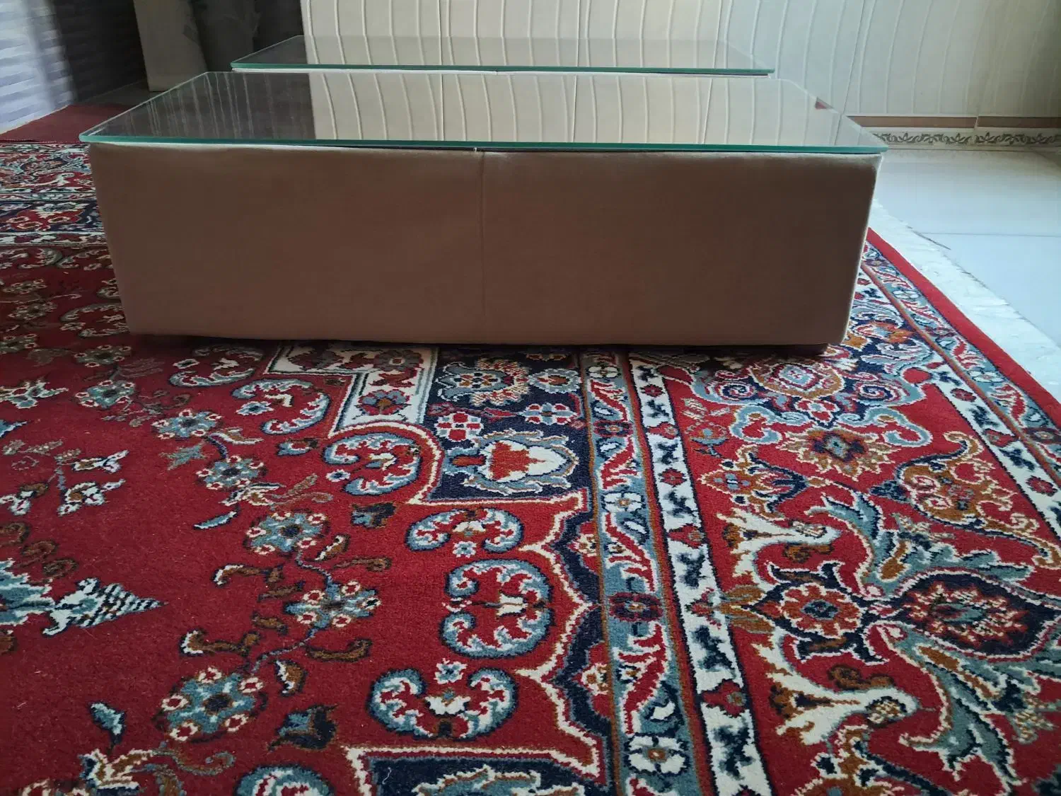 گل میز کاملا نو|مبلمان خانگی و میز عسلی|شیراز, شهرک کوشکک|دیوار