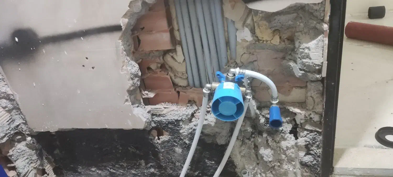 شیر آلات بهداشتی.لوله کشی سردوگرم.شوفاژلوله بازکنی|خدمات پیشه و مهارت|رومشکان, |دیوار