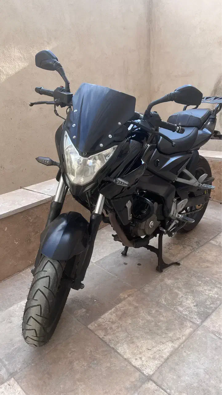 Ns200 باجاج ان اس|موتورسیکلت|قم, آزادگان|دیوار