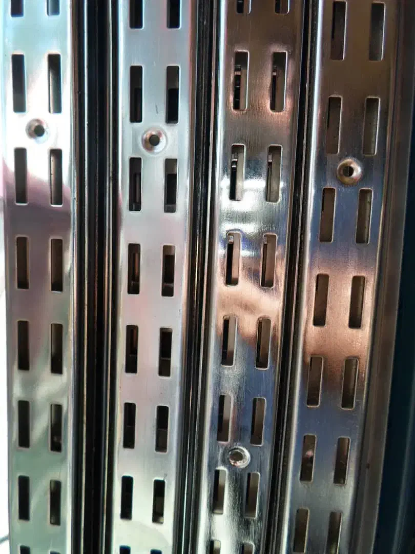 رگال لباس برای مغازه|فروشگاه و مغازه|خرمشهر, |دیوار