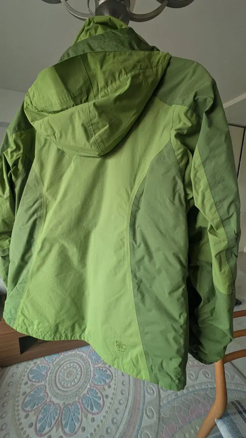 کاپشن اسکی|ورزش‌های زمستانی|مشهد, راهنمایی|دیوار