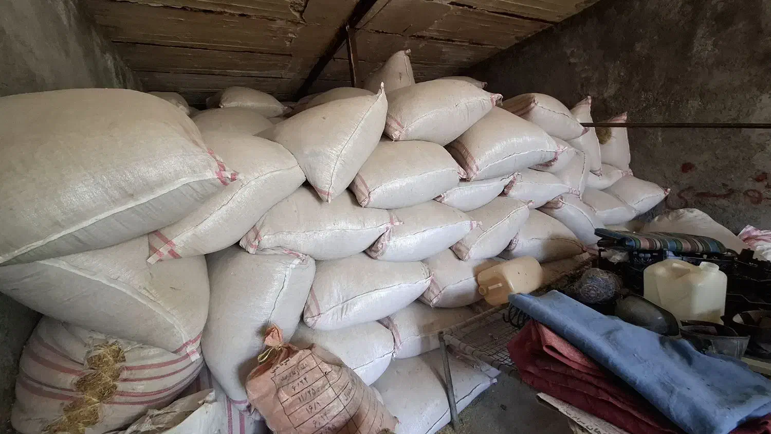 کاه فروشی|حیوانات مزرعه|باغ ملک, |دیوار