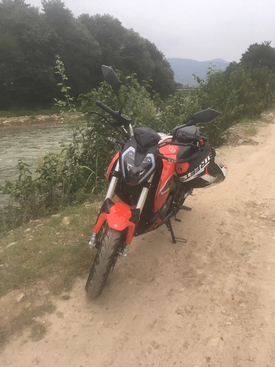 بنلی مدل180s 1402|موتورسیکلت|ساری, |دیوار