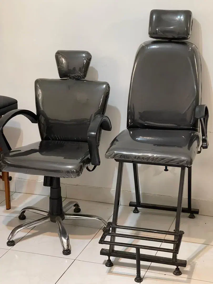 آینه و کنسول و دکور آرایشگاه و صندلی|آرایشگاه و سالنهای زیبایی|لاهیجان, شهید آوینی|دیوار