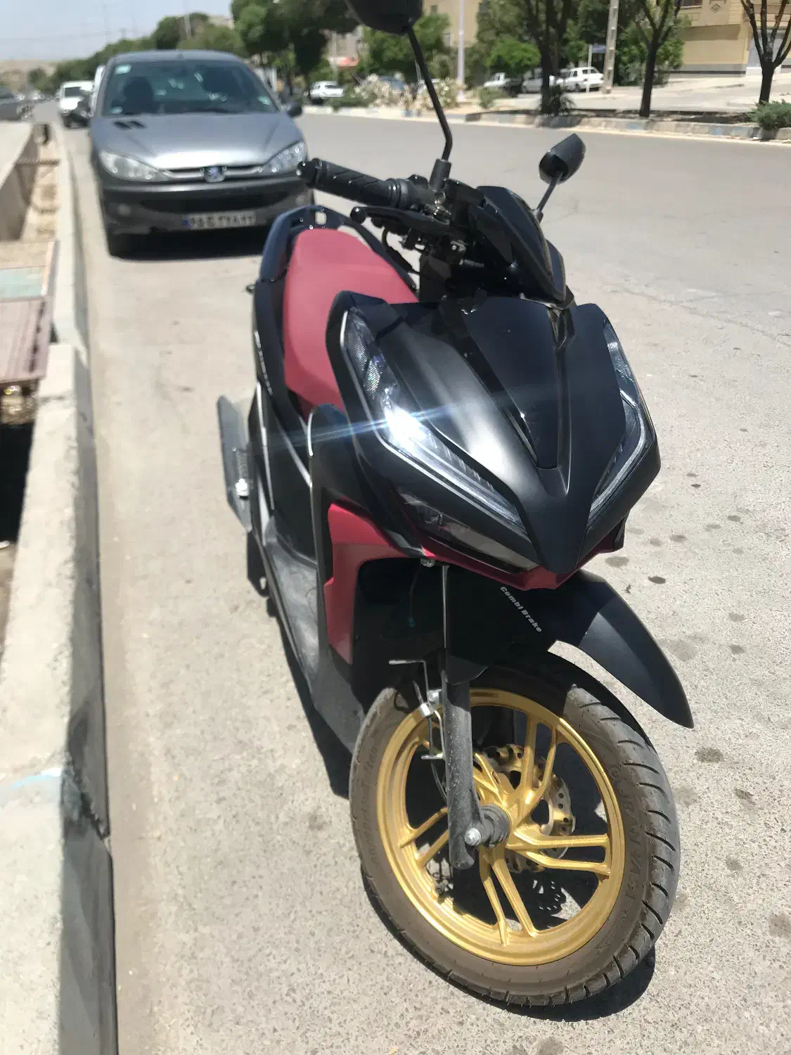 کیلیک روان۱۴۰۳|موتورسیکلت|مبارکه, |دیوار