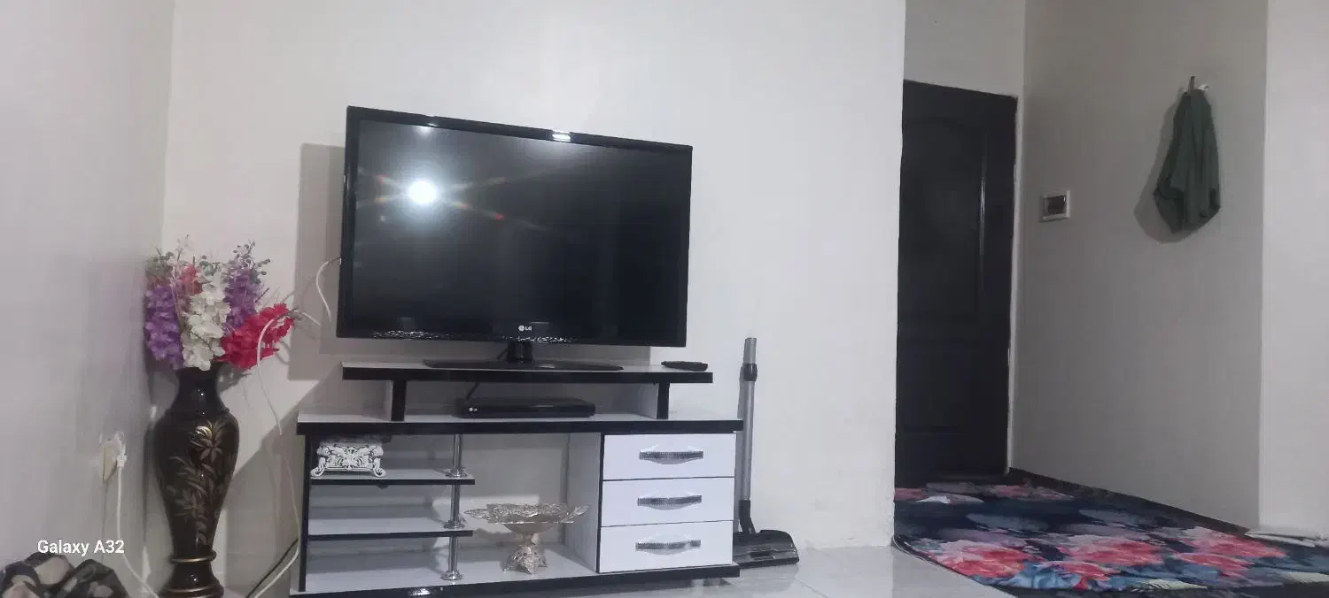 تلویزیون ۴۲ اینچ اصل کره الجی|تلویزیون و پروژکتور|کرج, حصارک پایین|دیوار