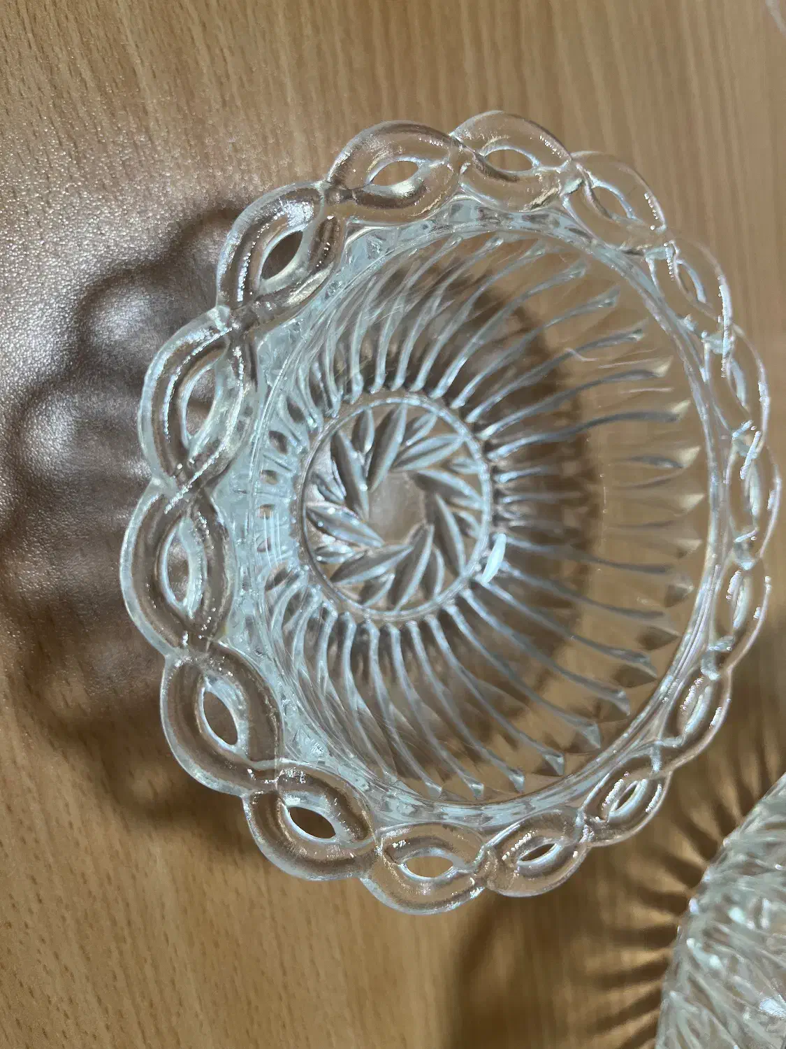 انار خوری کریستال قدیمی ایتالیایی|کلکسیون اشیاء عتیقه|شیراز, کوی وحدت|دیوار