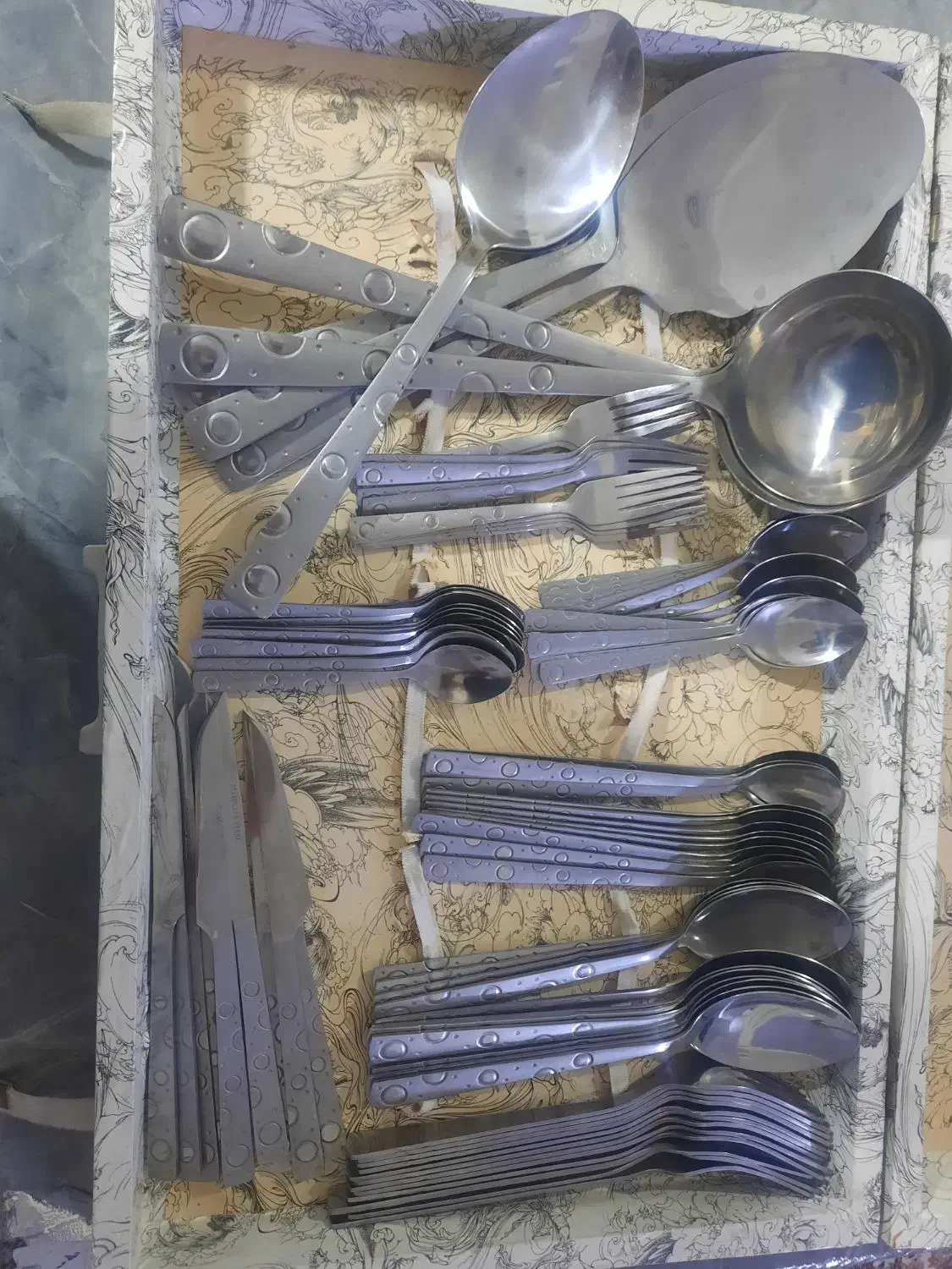 سرویس قاشق چنگال ۱۲ نفره|ظروف سرو و پذیرایی|خرم‌آباد, |دیوار