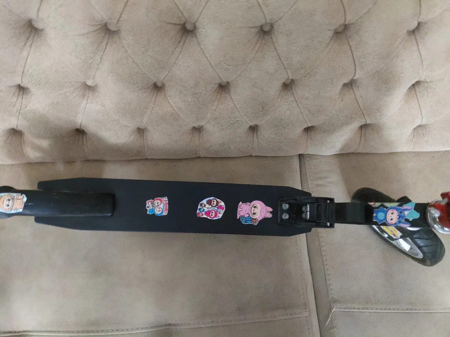 اسکوتر|دوچرخه، اسکیت، اسکوتر|ساری, |دیوار