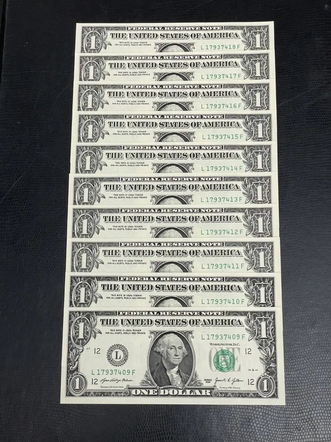 1 دلاری جفت از یک بسته|کلکسیون سکه، تمبر، اسکناس|تهران, ایرانشهر|دیوار