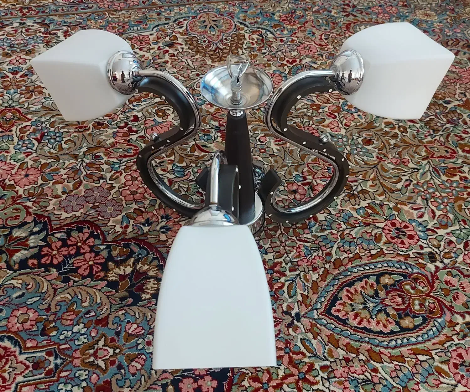 لوستر سه شعله آبکاری. گلد. کروم.|لوستر و چراغ آویز|یزد, |دیوار