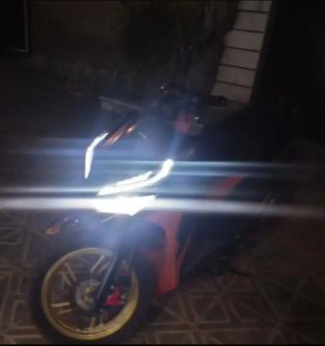 موتور کلیک ۱۵۰|موتورسیکلت|تاکستان, |دیوار