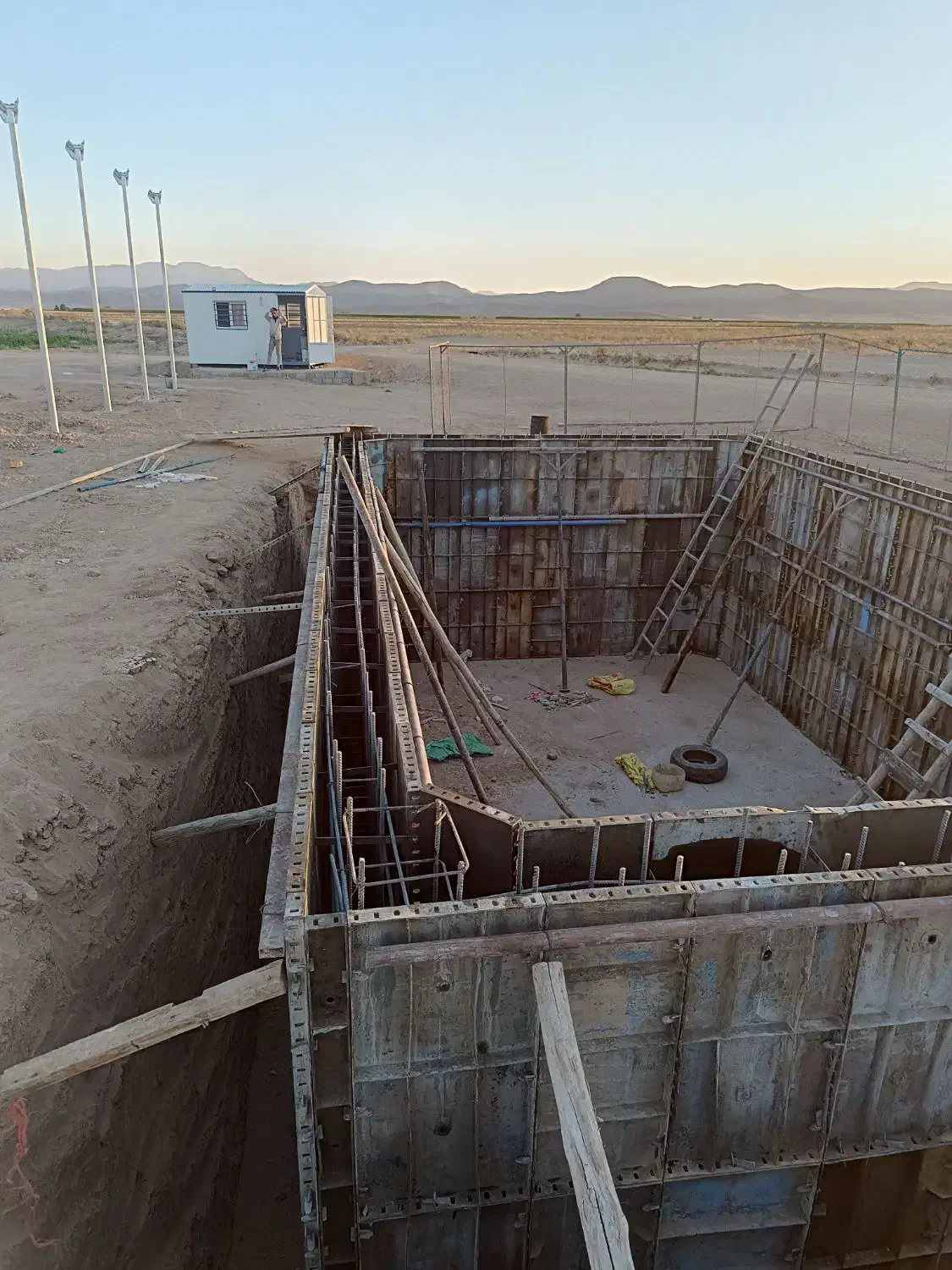 قالب بندی و ارماتور بندی|خدمات پیشه و مهارت|شهرکرد, |دیوار